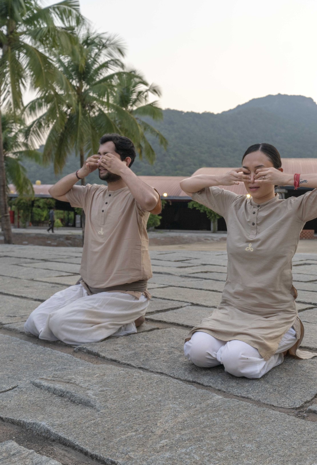 Shanmukhi Mudra